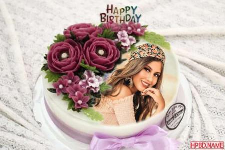 Yummy Flower Birthday Cake With Photo