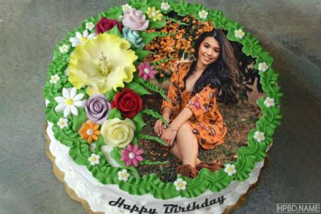 Design Cute Floral Birthday Cake With Photos