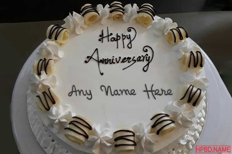Write Your Name on Happy Anniversary Cake Online